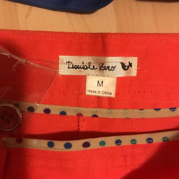 Shorts - Picture 2 of 3